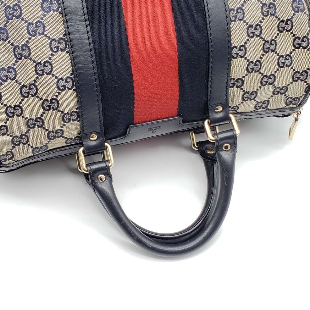 Authentic Gucci Canvas Vintage Medium CrossbodyBag - Picture 5 of 15